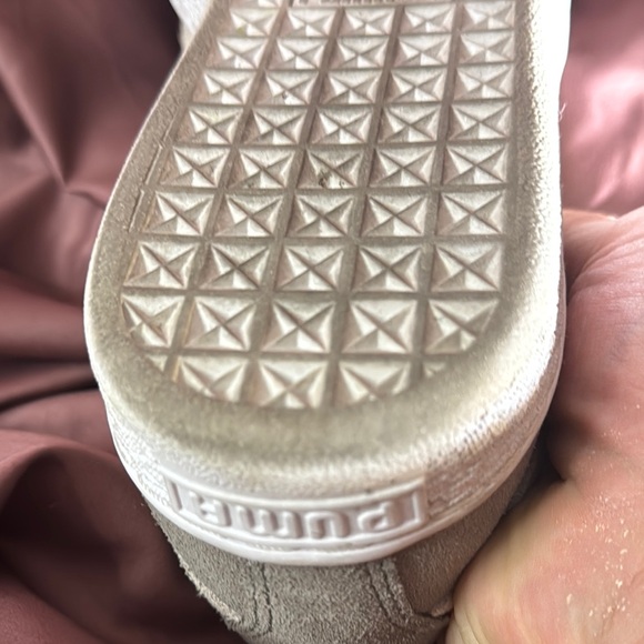 Puma Gray Suede Sneakers with Iconic Formstrip - Picture 3 of 10